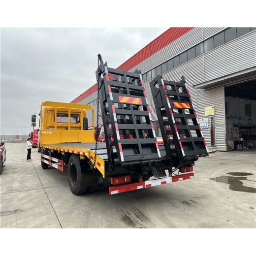 北京海淀销售拉挖机的低平板拖车报价厂家