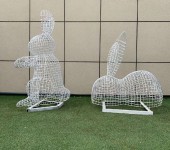 上海从事不锈钢丝编制镂空动物雕塑报价