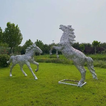 北京销售不锈钢丝编制镂空动物雕塑型号