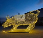 上海便宜不锈钢丝编制镂空动物雕塑用途