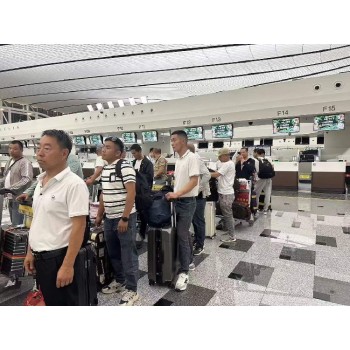 重庆出国打工急需包装工普工质检员月薪3万包吃住带薪年假
