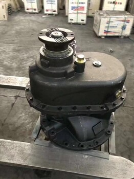 寬體礦車配件三一SKT105平衡軸總成凸輪軸