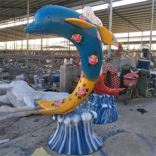 玻璃鋼彩繪海豚雕塑制作加工