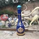 縣景區(qū)玻璃鋼酒瓶雕塑圖