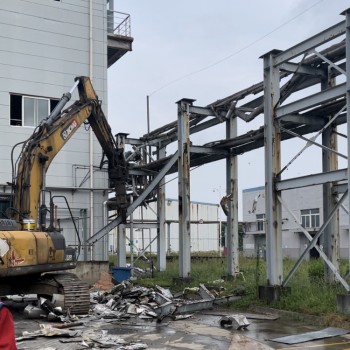 化工拆除服务公司承接钢结构拆除回收有危险品资质安全有保障