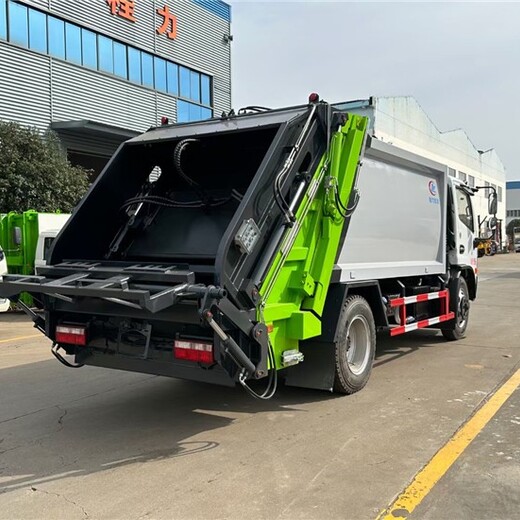 大足銷售5方壓縮垃圾車小型垃圾車生產(chǎn)廠家