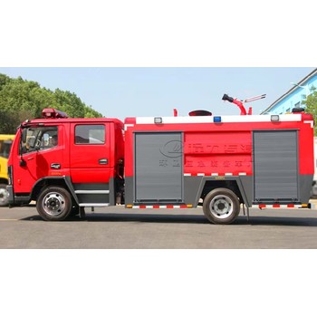 汕尾小多利卡消防車(chē)消防車(chē)庫門(mén)廠(chǎng)家