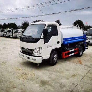 太原園林綠化灑水車程力威牌灑水車價(jià)格