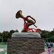 四川沖鋒號雕塑圖