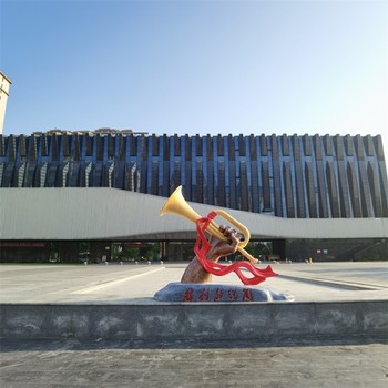 北京玻璃鋼仿銅沖鋒號雕塑加工廠