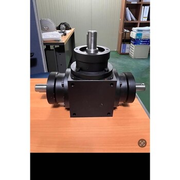 溫州T系列螺旋錐齒輪轉向箱減速機廠家庫存充足