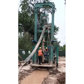 張家口沖擊鉆打樁灌注隊(duì),灌注混凝土