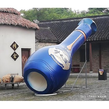 不銹鋼品牌形象酒瓶雕塑創藝迷你款酒瓶雕塑金越雕塑