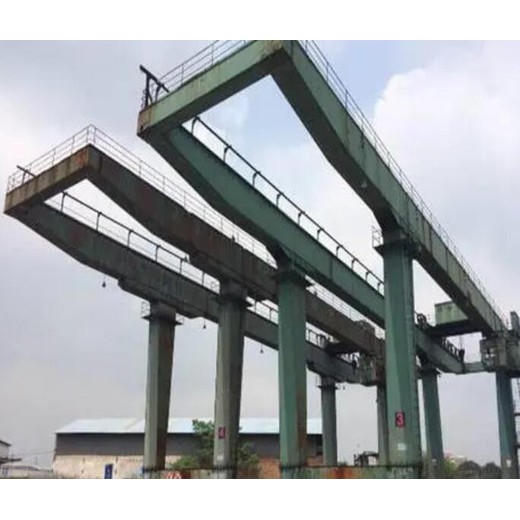 恩施回收破損起重機(jī)費(fèi)用多少