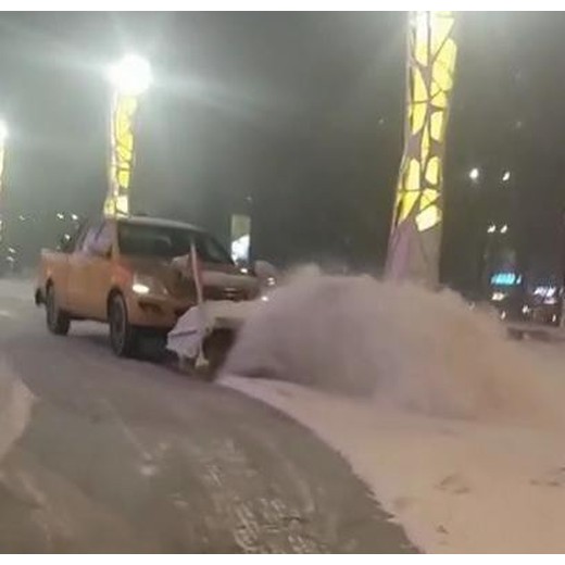 九龙坡四驱除雪车厂家四驱除雪车价格