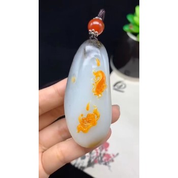 揚州雕刻翡翠原石加工