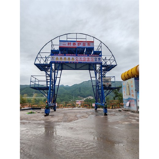 哈爾濱厚榮隧道噴淋養護臺車(chē)廠(chǎng)家
