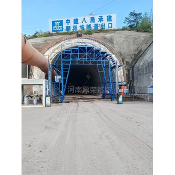 宣武銷(xiāo)售厚榮隧道噴淋養護臺車(chē)