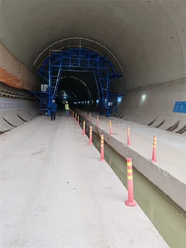 昆明厚榮隧道噴淋養(yǎng)護(hù)臺車廠家