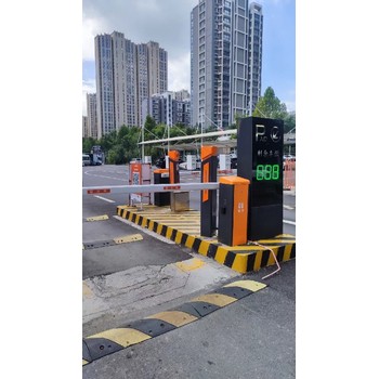 煙臺福山區(qū)高清停車場車牌識別系統(tǒng)多少錢,道閘一體機安裝