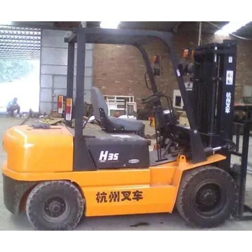邛崍廢舊叉車(chē)回收,成都叉車(chē)回收公司,回收二手叉車(chē)