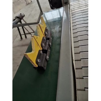 輸送帶廠家-湖北轉(zhuǎn)彎輸送機加工