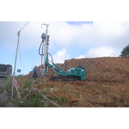 北京孔山重工孔山KS666微型樁鉆機(jī)