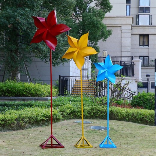 曲陽(yáng)縣公園不銹鋼風(fēng)車(chē)雕塑價(jià)格