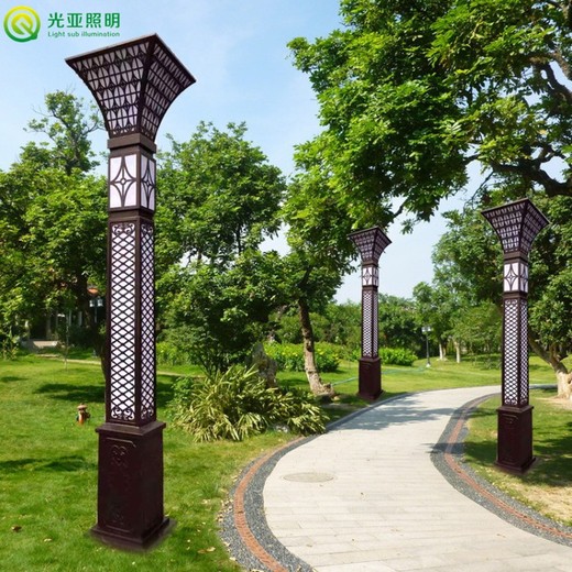雅安方形景觀燈供應(yīng)商,小區(qū)公園廣場市政道路庭院燈
