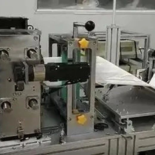 羅湖全自動(dòng)平面口罩機(jī)回收,回收熔噴布擠出機(jī)平面口罩機(jī)設(shè)備