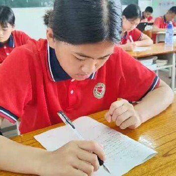 厌学逃学少年教育茂名春雨封闭式管理学校