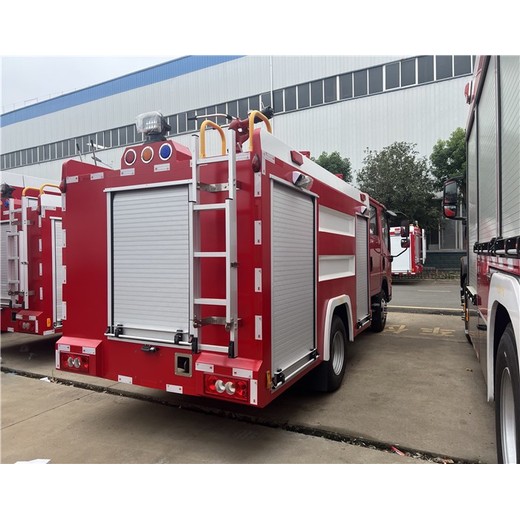 云南昆明5方消防灑水車5方灑水車報(bào)價(jià)