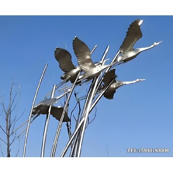 不銹鋼圓環(huán)大雁組合雕塑商業(yè)街大雁雕塑金越雕塑