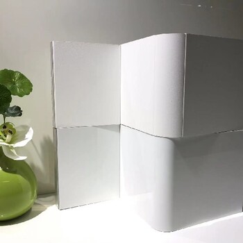 郵政銀行鋁復(fù)合金屬板墻面