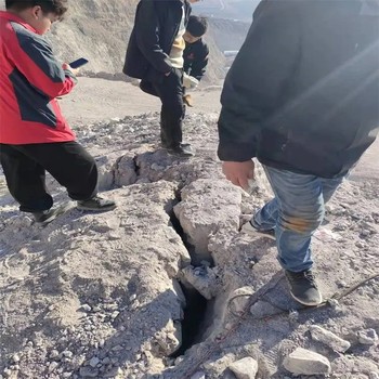 新疆和田隧道二氧化碳氣炮管