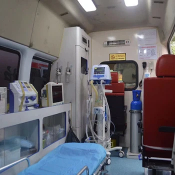 三亞急救轉(zhuǎn)運服務(wù)救護(hù)車-努力讓家屬點贊-私人救護(hù)車靈活方便