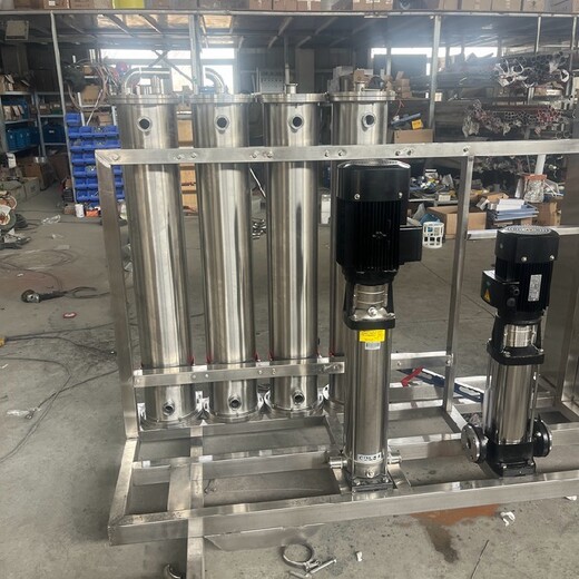 蚌埠0.5噸工業(yè)RO凈水設備反滲透飲水處理設備