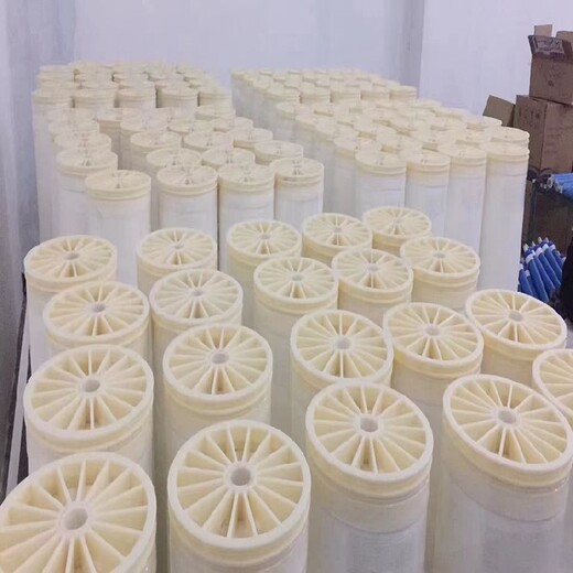 邯鄲制冰廠除水垢水處理fleck軟化水設(shè)備提供安裝方案
