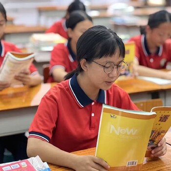 深圳不良少年青少年教育學(xué)校咨詢電話