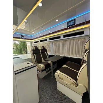 河北石家莊福特房車內飾改裝