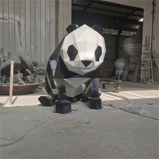 不銹鋼發(fā)光熊雕塑幾何動物雕塑加工制作