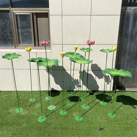抽象荷花雕塑公園蓮花雕塑
