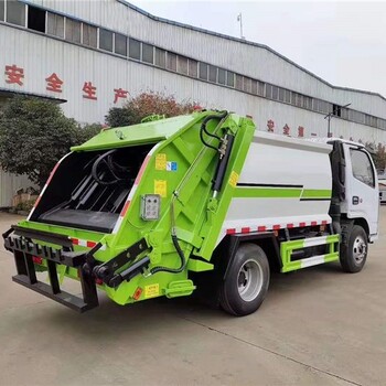 河北東風(fēng)福瑞卡8方壓縮式垃圾車