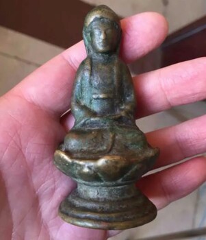 私人老板現(xiàn)金收購(gòu)佛像呼倫貝爾佛像怎么送拍