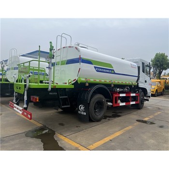 广东深圳东风15方工地洒水车