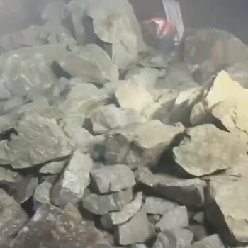江西南昌煤礦深孔欲裂