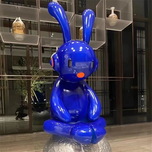 吉祥卡通動(dòng)物雕塑玻璃鋼幾何兔子雕塑