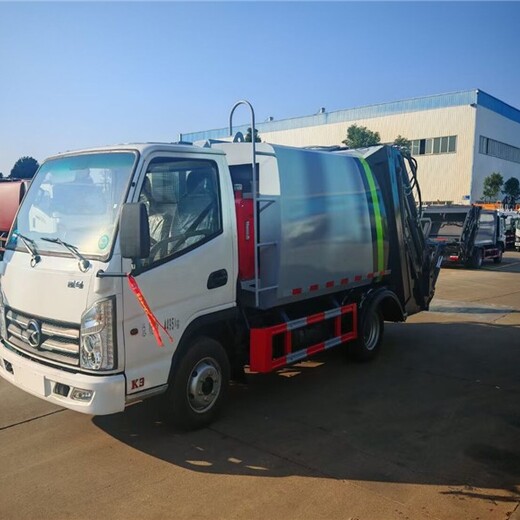 壓縮垃圾車報價6方后裝壓縮垃圾車帶刮板