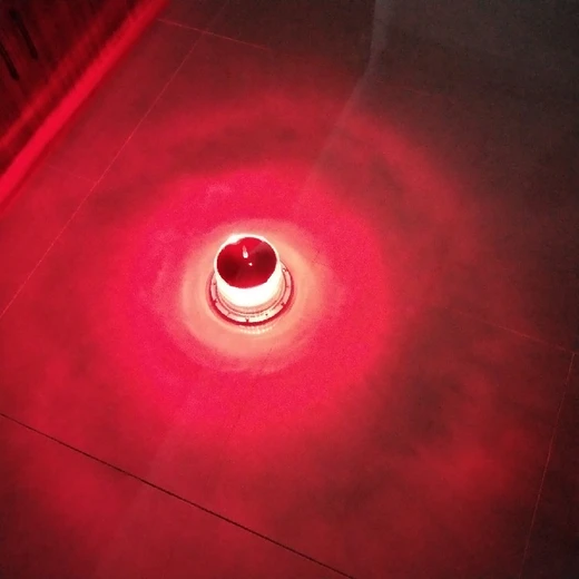 江西井岡山市紅光太陽能航標燈