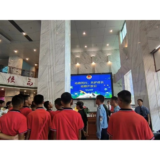 河源成天玩手機(jī)青少年教育學(xué)校費(fèi)用